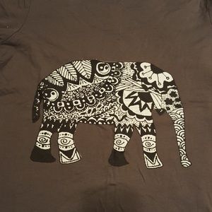 Cotton Bella t-shirt with a beautiful elephant XL